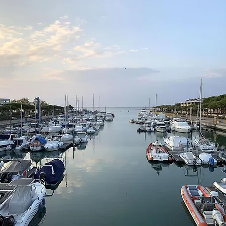 Cozy Near The In Lignano Διαμέρισμα Λινιάνο Σαμπιαντόρο