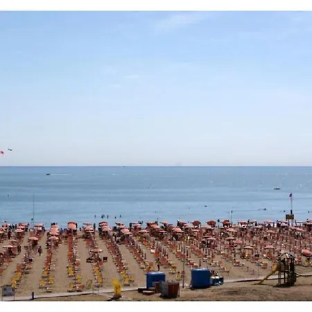 Apartamento Cozy Near The In Lignano Lignano Sabbiadoro